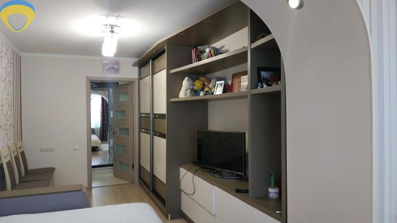 продажа двухкомнатной квартиры номер A-174358 в Малиновском районе, фото номер 5